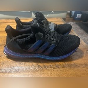 Adidas Ultraboost 5.0 DNA Sneakers Black Metallic Blue GY8614 Men’s Size 9
